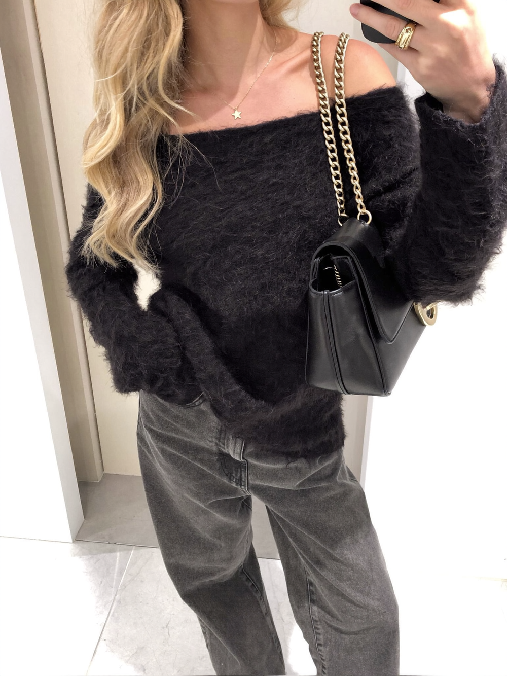 Black Avenlii Alpaca Sweater