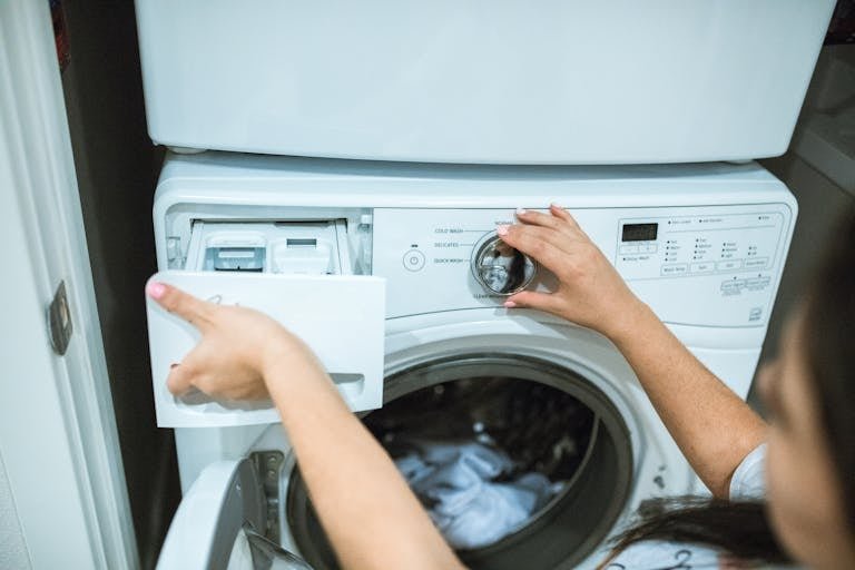 ACTIVE cleaning products for washing machine – trusted appliance care made easy with tablets and wipes